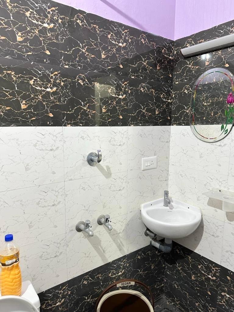 Tamizh Nest - தமிழ்க்குடில் Villa กันยากุมารี ภายนอก รูปภาพ